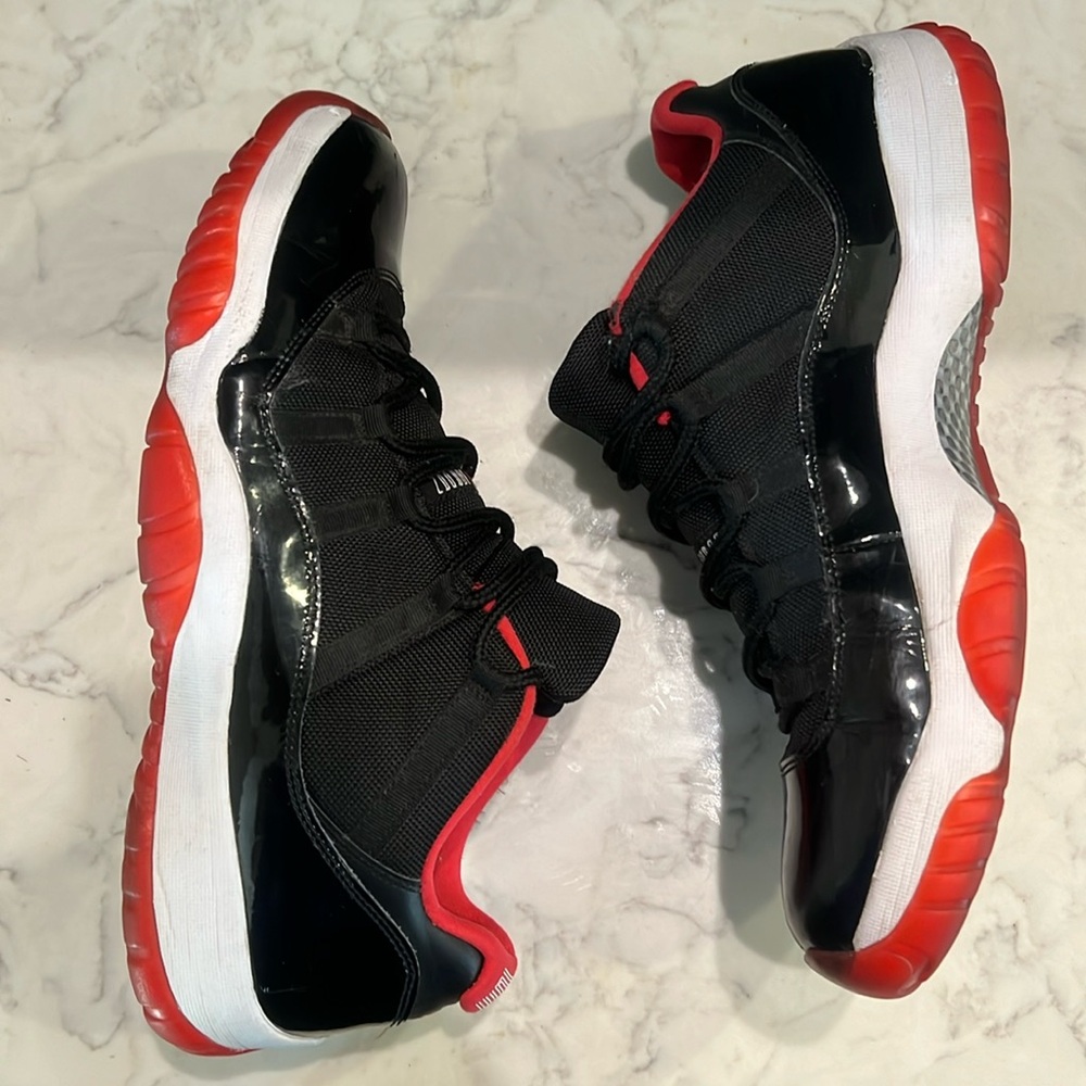 Jordan 11s Low | Size 14 | Bred